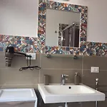 George House 3*
